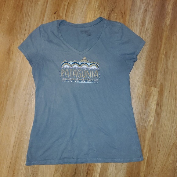 Patagonia Tops - Patagonia Tshirt Womens Small Green Cotton Graphic Print Short Sleeve Pullover